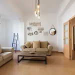 Kirei Apartment San Agustin